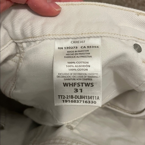 Cute wrangler shorts - Picture 5 of 5